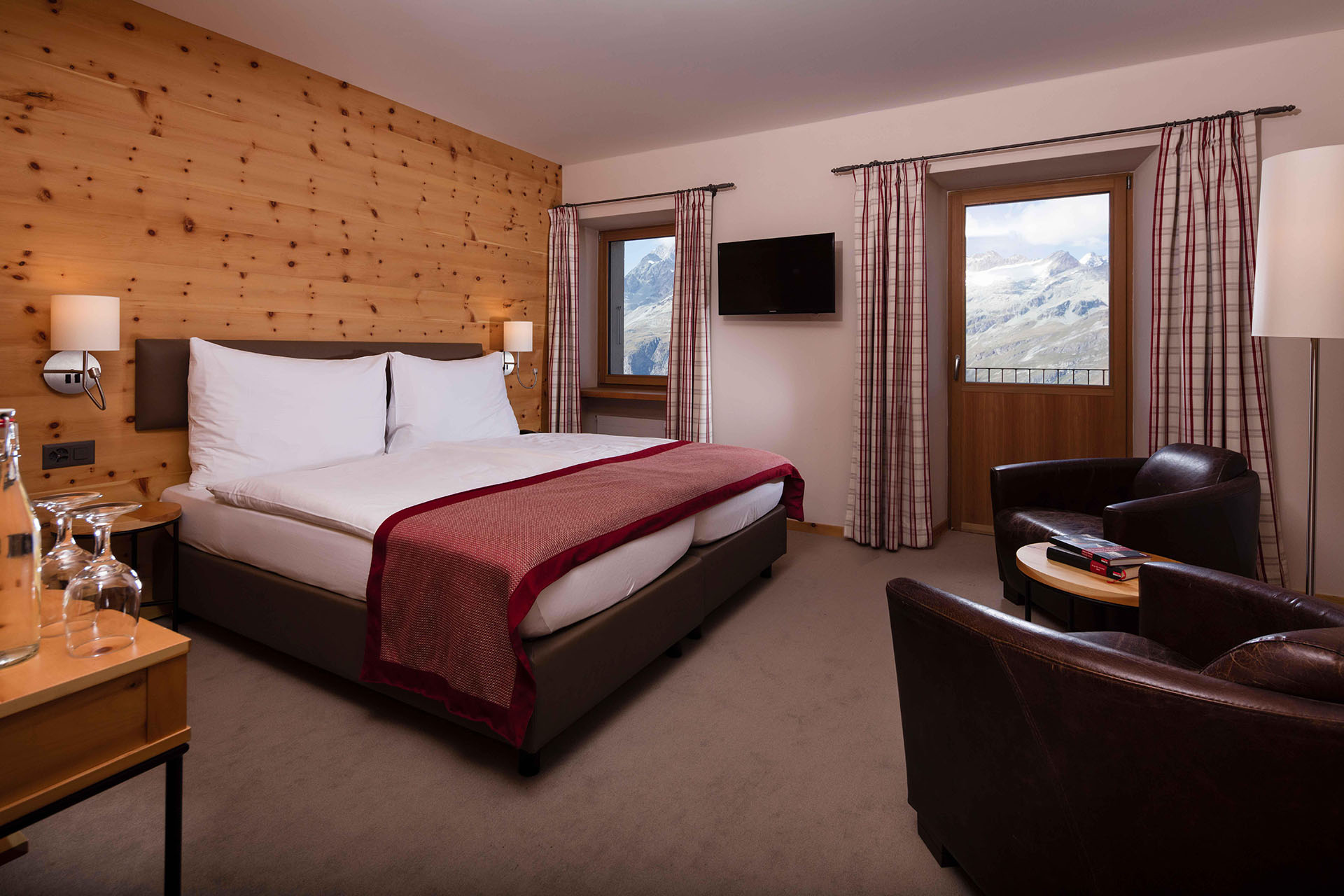 Double Room Space - Riffelhaus Hotel - The Matterhorn